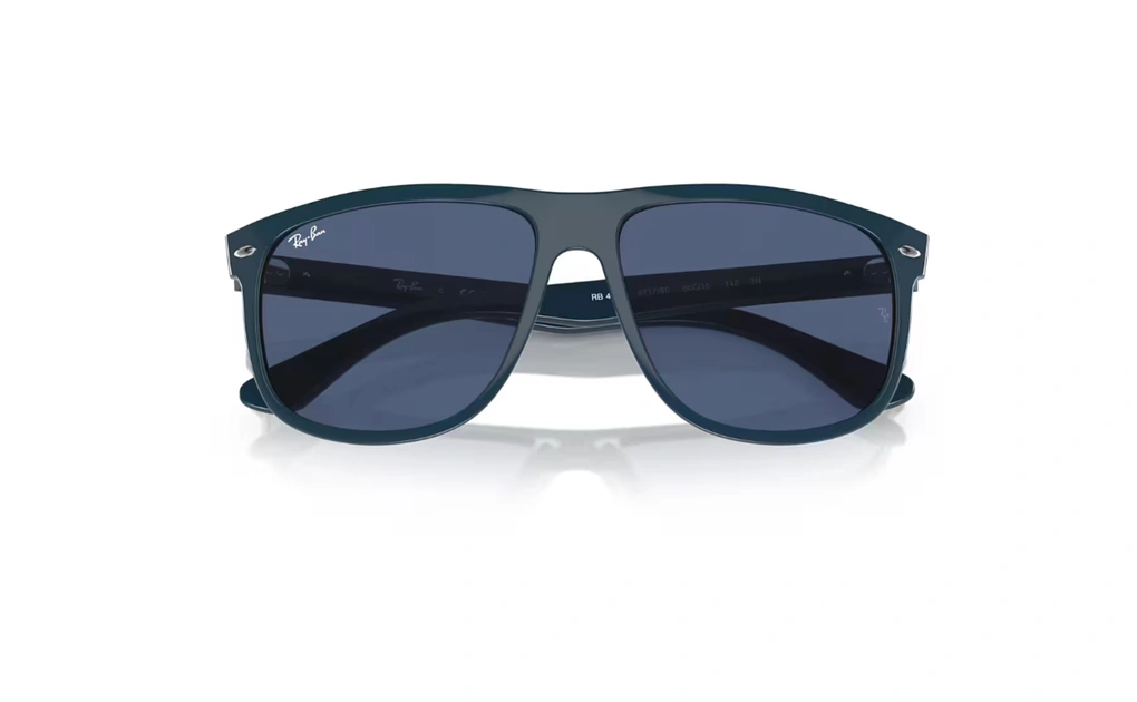 عینک آفتابی کائوچویی خلبانی ری بن فریم سرمه ای به همراه عدسی سرمه ای - عکس از زاویه بسته عینک