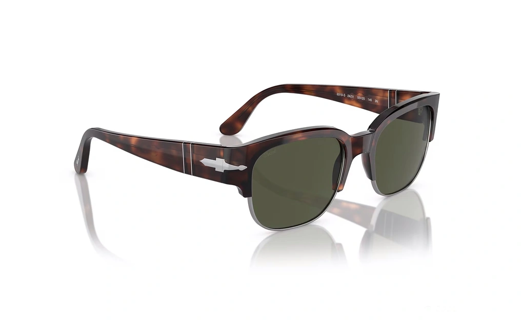 عینک آفتابی پرسول فریم کائوچویی استات با ابرویی ضخیم به رنگ قهوه ای هاوانا به همراه عدسی سبز - عکس از زاویه سه رخ