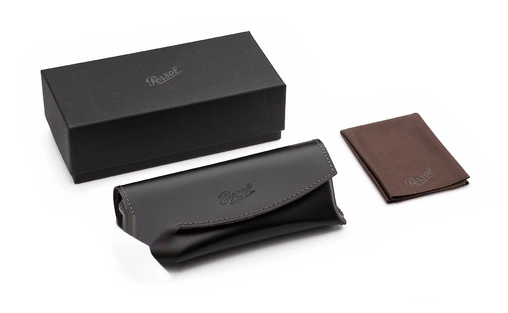 عکس جلد عینک آفتابی پرسول مدل PO3319S 24/31