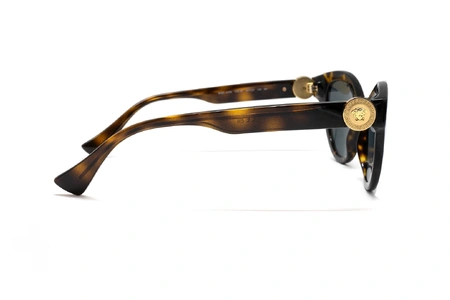 ینک آفتابی زنانه ورساچه فریم کائوچویی گربه ای قهوه ای هاوانا - عکس از زاویه کنار