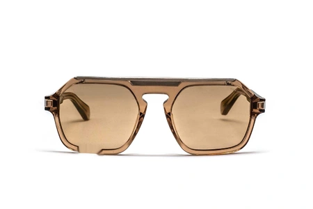 عینک آفتابی شیشه‌ای پلیس لوییس همیلتون - Lewis 33 Police SPLE15 -با بدنه ترنسپرنت قهوه‌ای و عدسی قهوه‌ای - روبرو