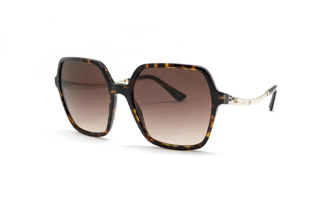 عینک آفتابی پروانه بدنه قهوه ای هاوانا دسته فلزی طلایی نگین دار بولگاری - عکاسی وحدت - زاویه سه رخ