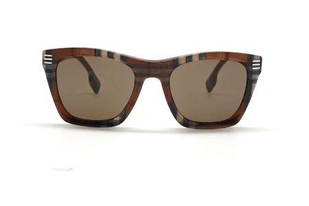 عینک آفتابی زنانه بربری فریم کائوچویی گربه ای قهوه ای طرح بربری و عدسی قهوه ای - عکس از زاویه روبرو