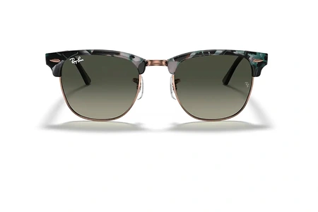 عینک آفتابی ری بن فریم کائوچویی فلزی کلاب مستر به رنگ سبز و طوسی هاوانا و فلز رنگ برنز و عدسی دودی - عکس از زاویه روبرو