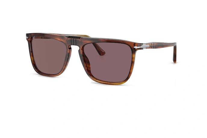 عینک آفتابی پلاریزه پرسول فریم کائوچویی مربعی رنگ قهوه ای هاوانا و عدسی بنفش پلاریزه - عکس از زاویه سه رخ