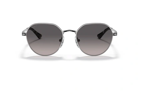 عینک آفتابی چند ضلعی پرسول - رنگ فریم نقره ای و دسته های مشکی و چند رنگ با عدسی دودی طیف دار - عکس از زاویه روبرو