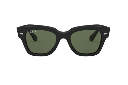 عینک آفتابی پلاریزه ویفیرر کائوچویی ری بن - رنگ مشکی و عدسی سبز دودی - عکس از زاویه روبرو