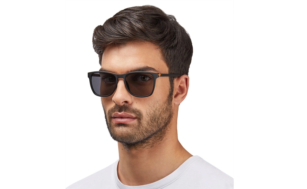 عینک آفتابی کائوچویی پلیس - POLICE LAPIS2 SPL963 - رنگ مشکی قرمز-عکاسی وحدت - عکس زاویه روبرو