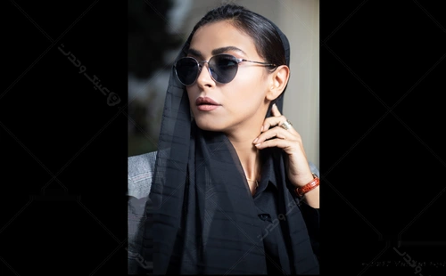 عینک آفتابی فلزی نقره ای با عدسی های آبی رنگ Persol