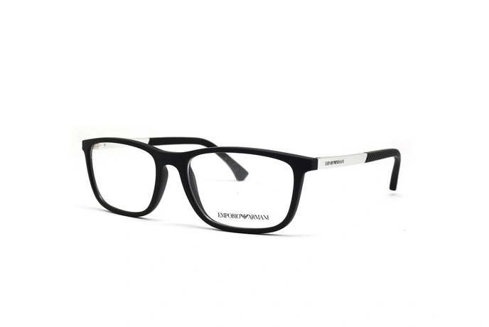 عینک طبی امپریو آرمانی کائوچویی بیضی رنگ مشکی  - عکاسی وحدت -  عکس از زاویه سه رخ