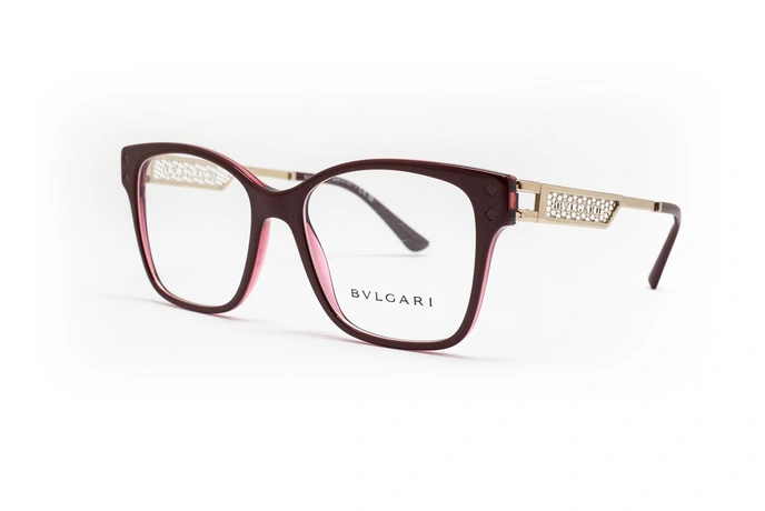 عینک طبی بولگاری دسته مشبک قسمت جلو قرمز - عکاسی وحدت - زاویه سه رخ