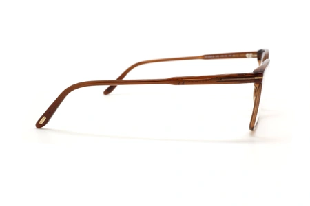 عینک طبی کائوچویی رنگ قهوه ای تام فورد با عدسی بلوکنترل - عکس زاویه کنار