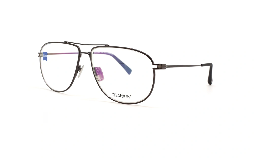 عینک طبی خلبانی زایس ZEISS ZS40023 - رنگ مشکی - عکس زاویه سه رخ