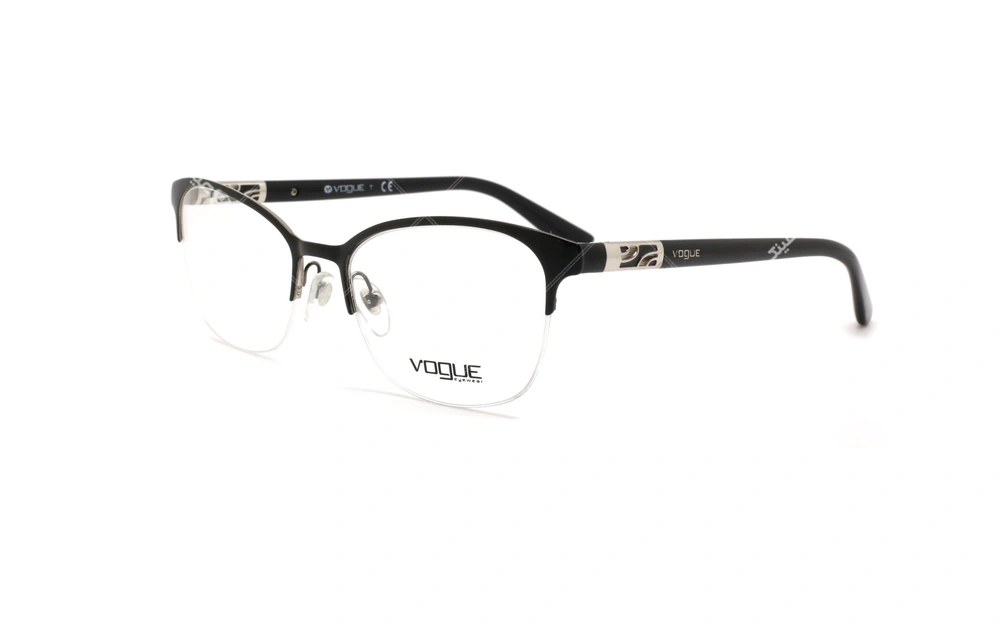 عینک طبی زیرگریف وگ - VOGUE VO4067  - عکاسی وحدت - عکس زاویه سه رخ