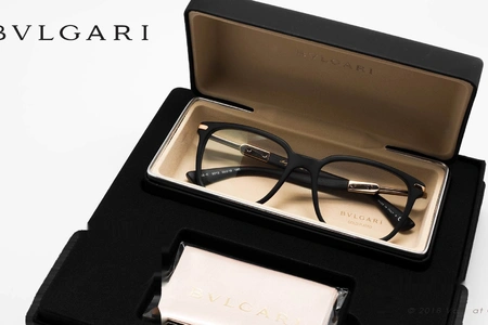 عینک بولگاری لیمیتد ادیشن - عکاسی وحدت