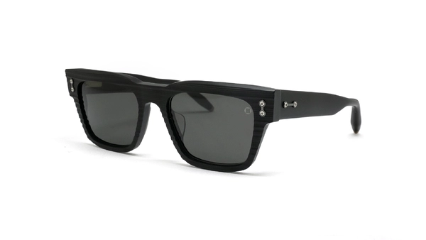 عینک آفتابی کائوچویی آکونی بدنه مشکی عدسی دودی رنگ - زاویه سه رخ