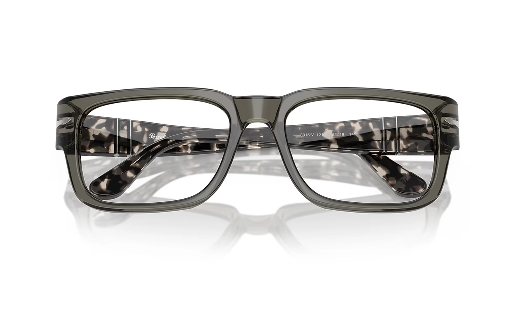 عینک طبی پرسول مدل PO3315V فریم کائوچویی مستطیلی طوسی شفاف با دسته های طوسی هاوانا-عکس از زاویه بسته عینک