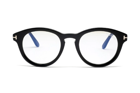 عینک طبی گرد کائوچویی مشکی تام فورد اصل - زاویه روبرو
