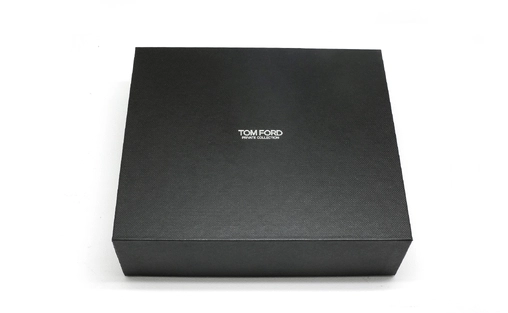 عینک آفتابی تام فورد کلکسیون خصوصی بدنه از جنس شاخ - بسته بندی
