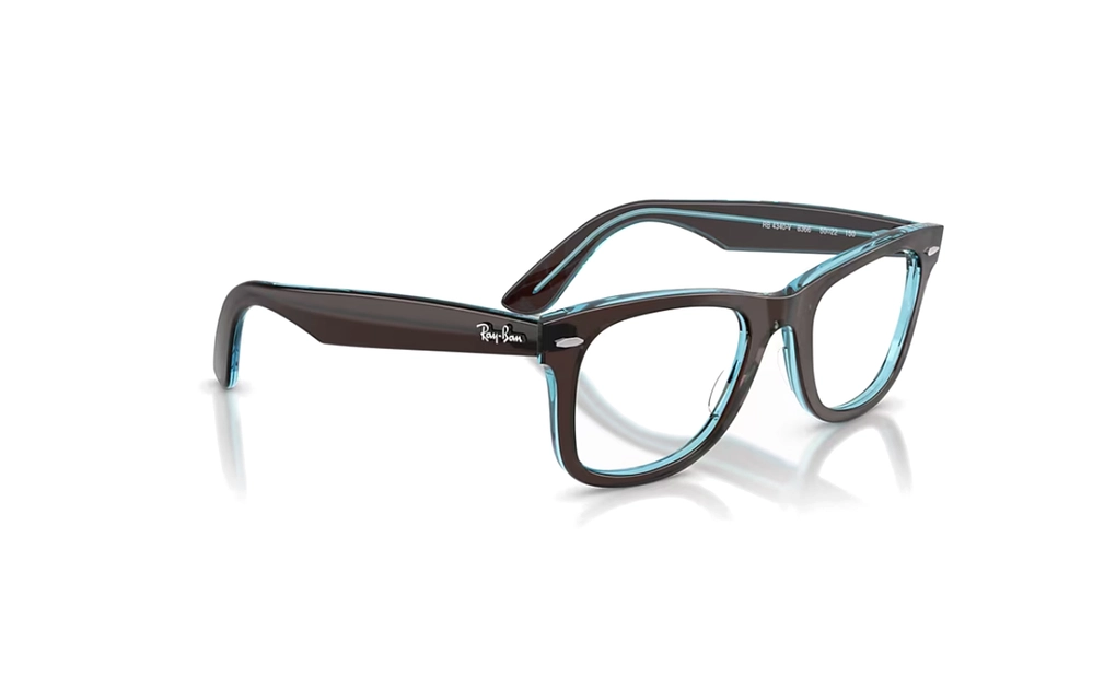 عینک طبی ری بن مدل WAYFARER EASE RB4340V-فریم کائوچویی ویفرر قهوه ای براق و آبی ترنسپرنت-عکس از زاویه سه رخ
