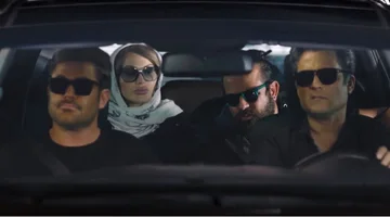 عینک بازیگران سریال گیسو