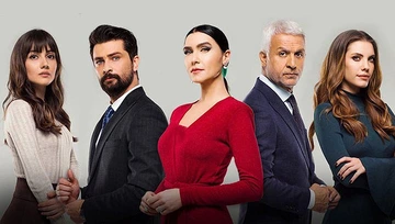بررسی عینک های سریال سیب ممنوعه