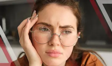 راهنمای انتخاب عینک برای چشم های حساس