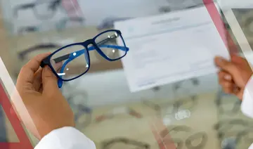 9 اشتباه رایج در خرید عینک طبی | نسخه خود را بروز کنید!